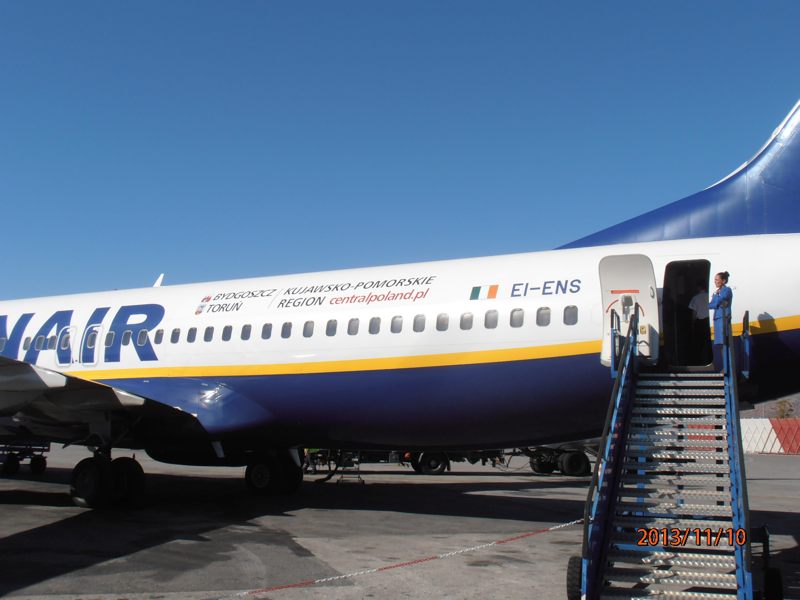 aircraft Ryanair