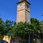 Το Ρολόι του Δημοτικού Κήπου περιμένει εδώ και χρόνια να επισκευαστεί. Σύμφωνα με τη Δημοτική Αρχή το έργο θα ξεκινήσει να εκτελείται σε περίπου 2 μήνες.
