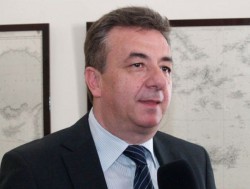 arnaoutakis-med