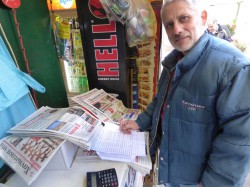 Από τα μέσα της δεκαετίας του ’80 στη διανομή και στην είσπραξη της εφημερίδας ο Λευτέρης Σηφάκης.
