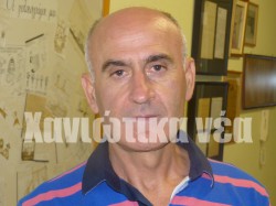 ο πρόεδρος των Εργαζομένων των ΕΛΤΑ Χανίων Γιώργος Λουγιάκης