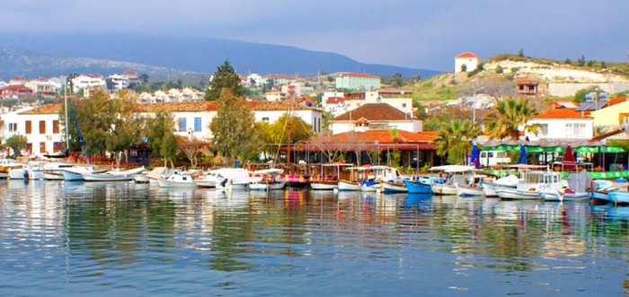 Το νέο Μορδοβάνι πασχίζει για την επιβίωση προσδοκώντας στις λίρες του επισκέπτη 