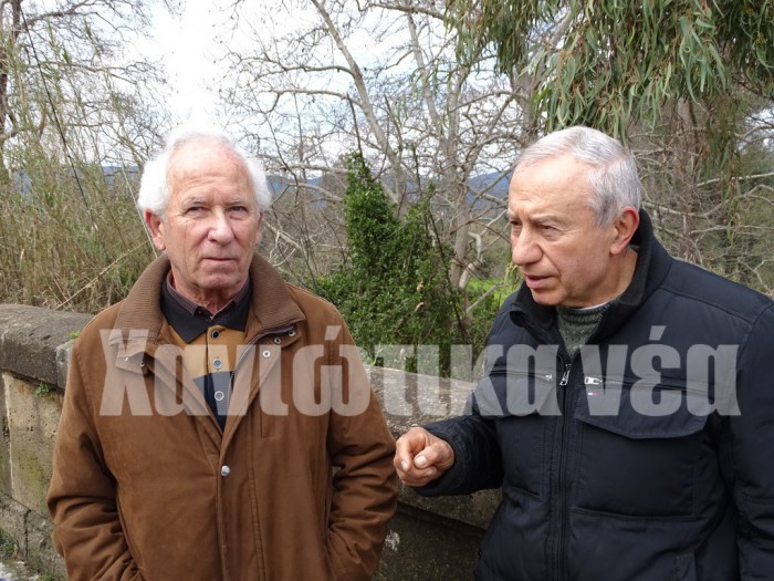 «Η ζημιά είναι πολύ μεγάλη και ελπίζουμε να έχει γίνει σωστό έργο ώστε να κρατηθεί η γέφυρα» λένε κάτοικοι της περιοχής.