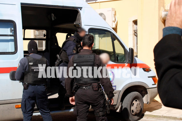 βαρυποινίτες